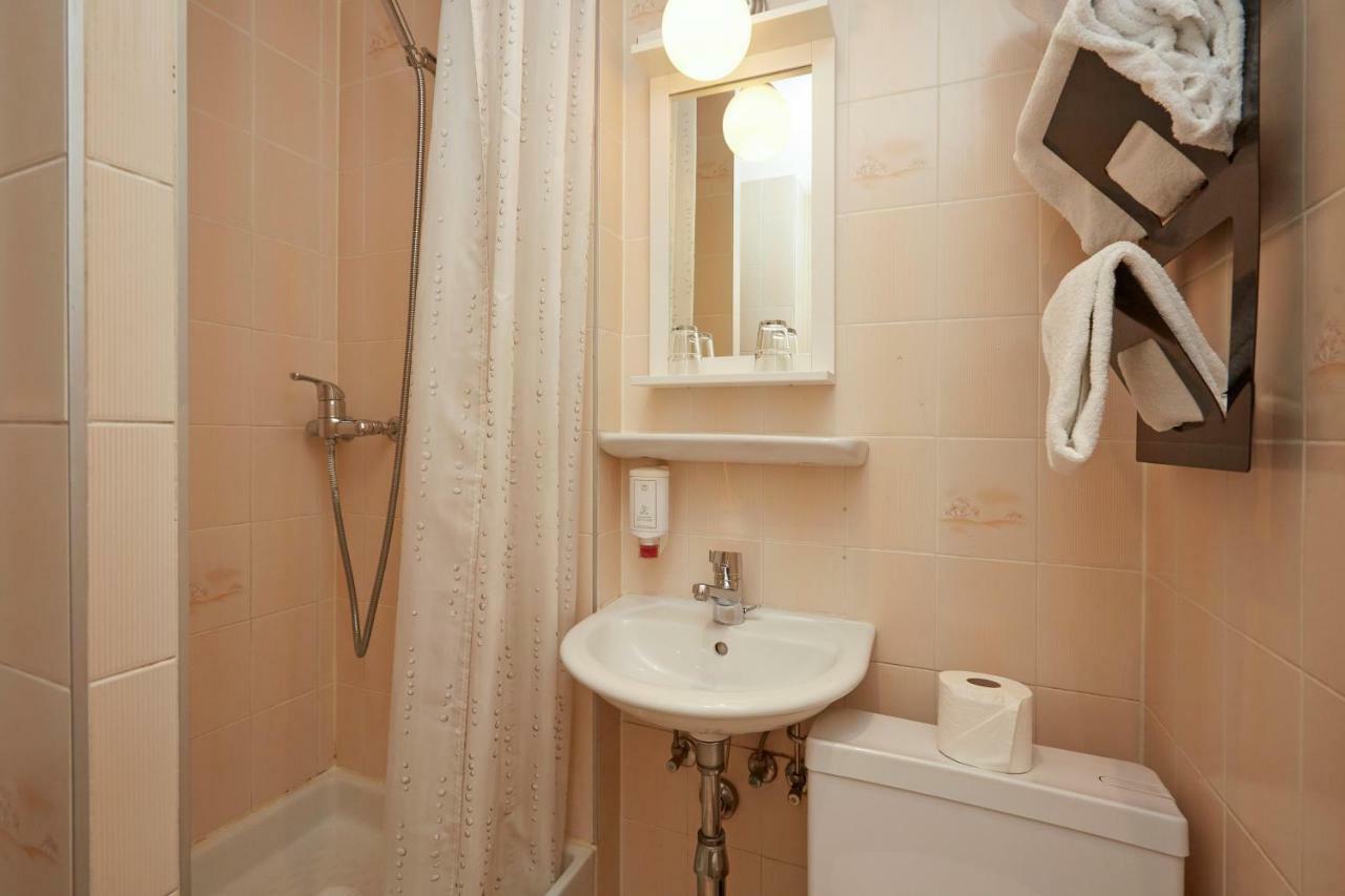 Hotel Central Ginebra Habitación foto